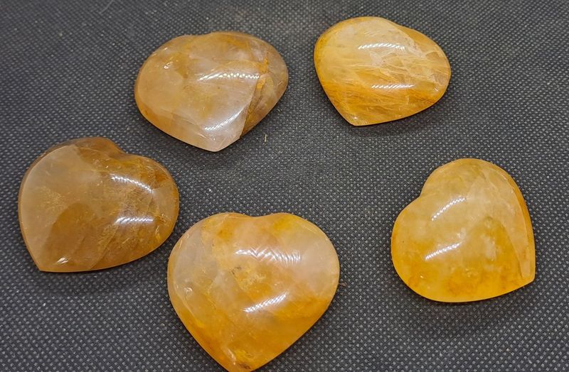 Kristallherz: Golden Healer Quarz Kristallherz: Golden Healer Quarz