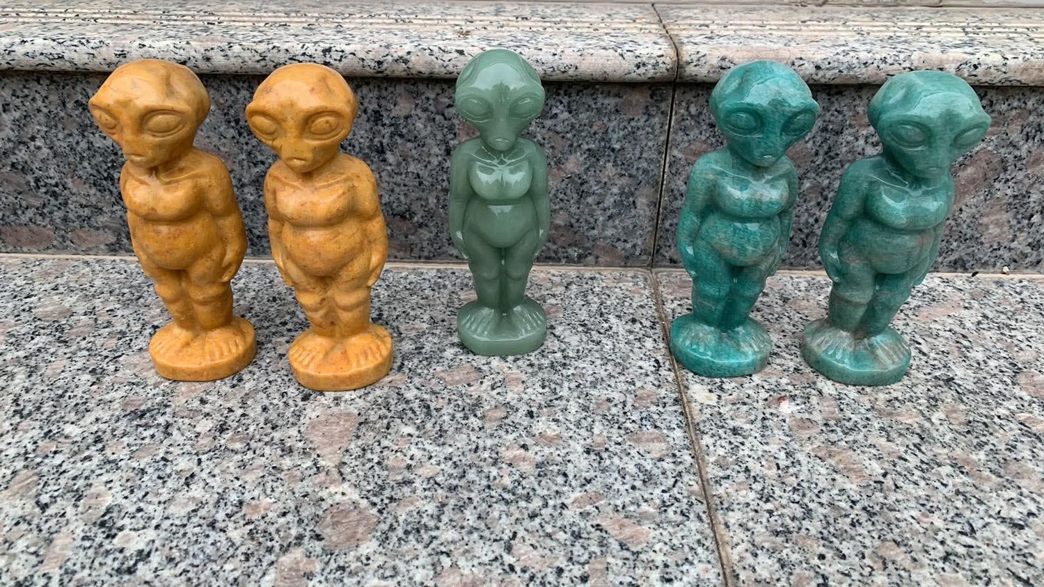 Urmutter: verschiedene Steinsorten Urmutter: verschiedene Steinsorten