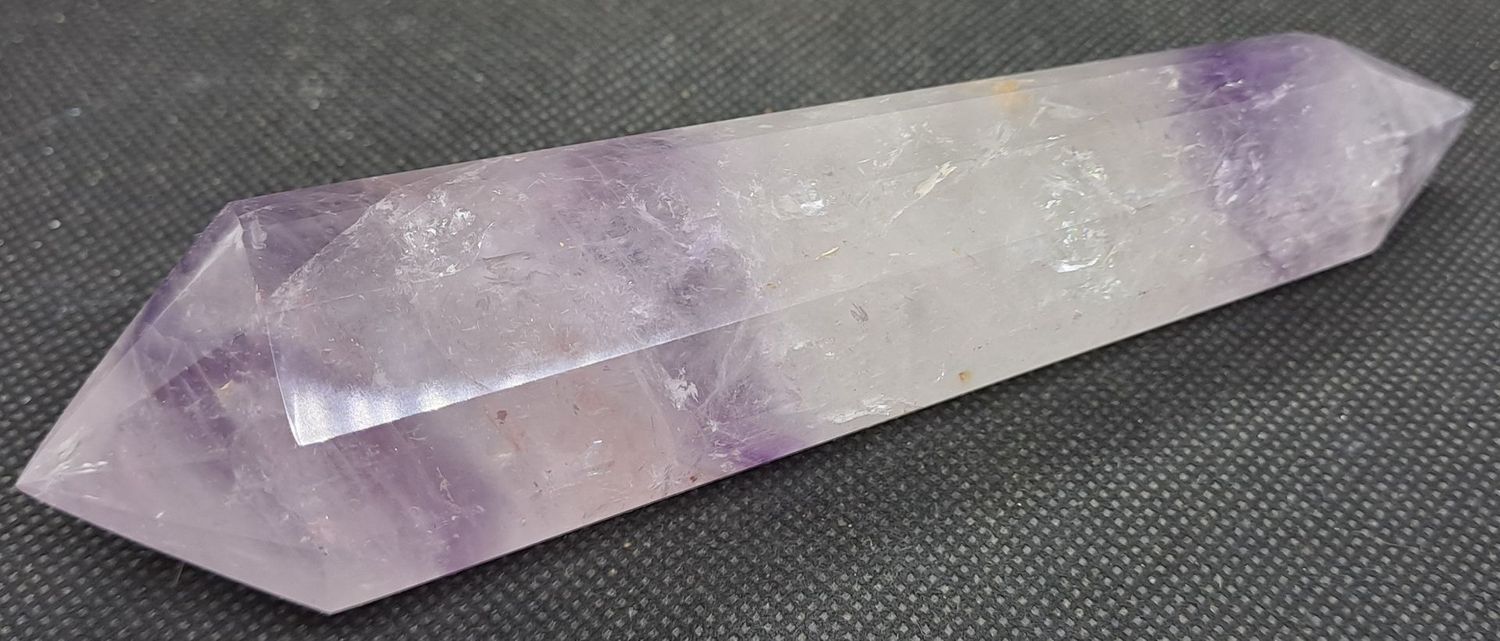 Energiestab: Energiestab: "Vogelcut" Kristall aus Amethyst 2
