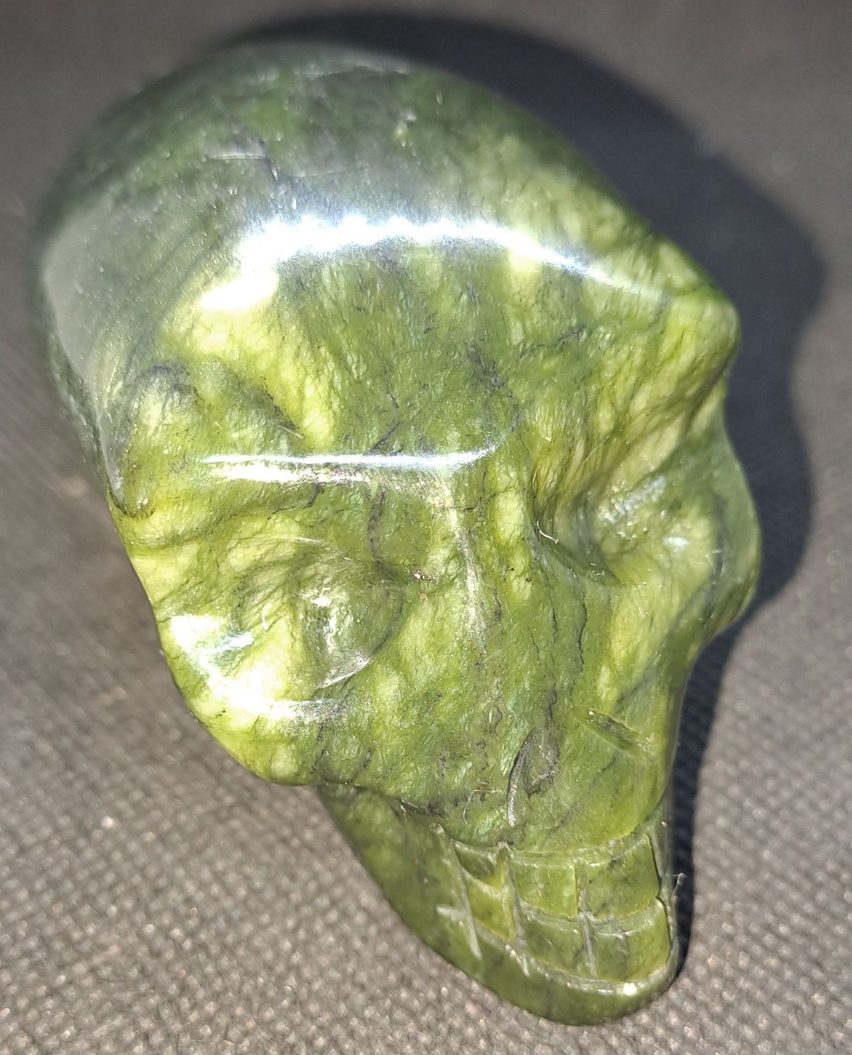 Kristallschädel: Langschädel aus Nephrit Jade 1 Kristallschädel: Langschädel aus Nephrit Jade 1