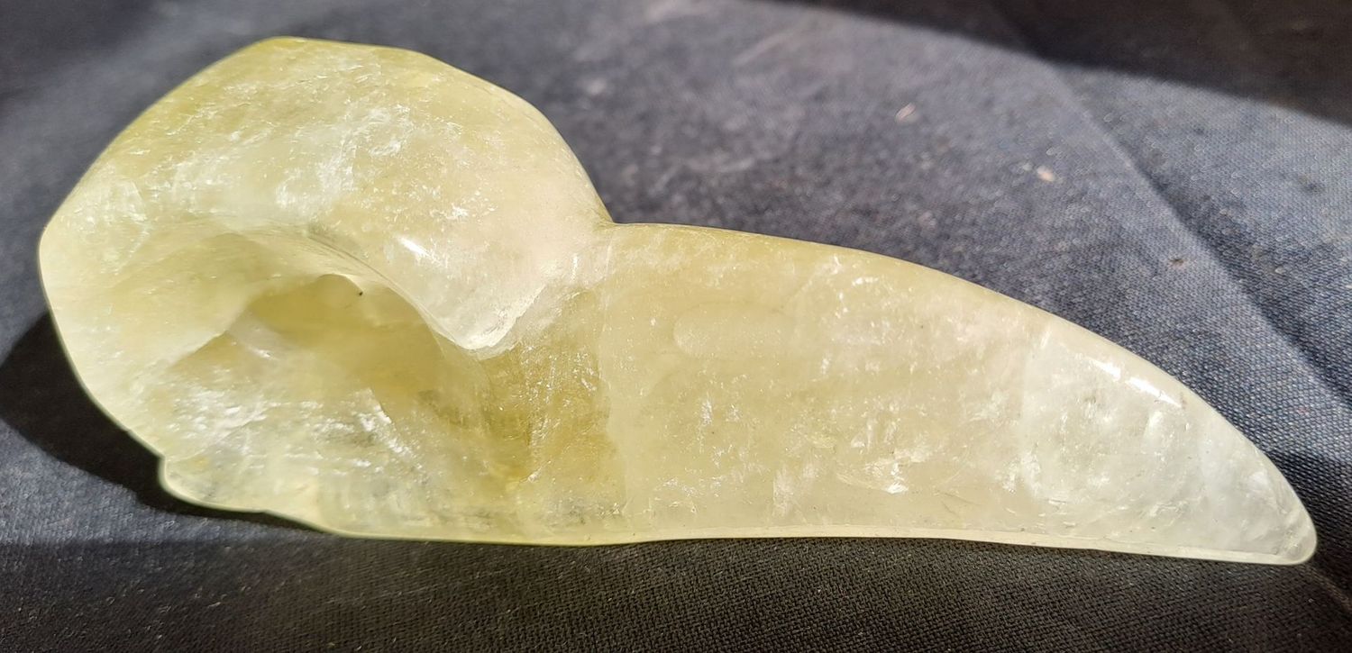 Krafttier: Rabe aus Lemon Citrin 1