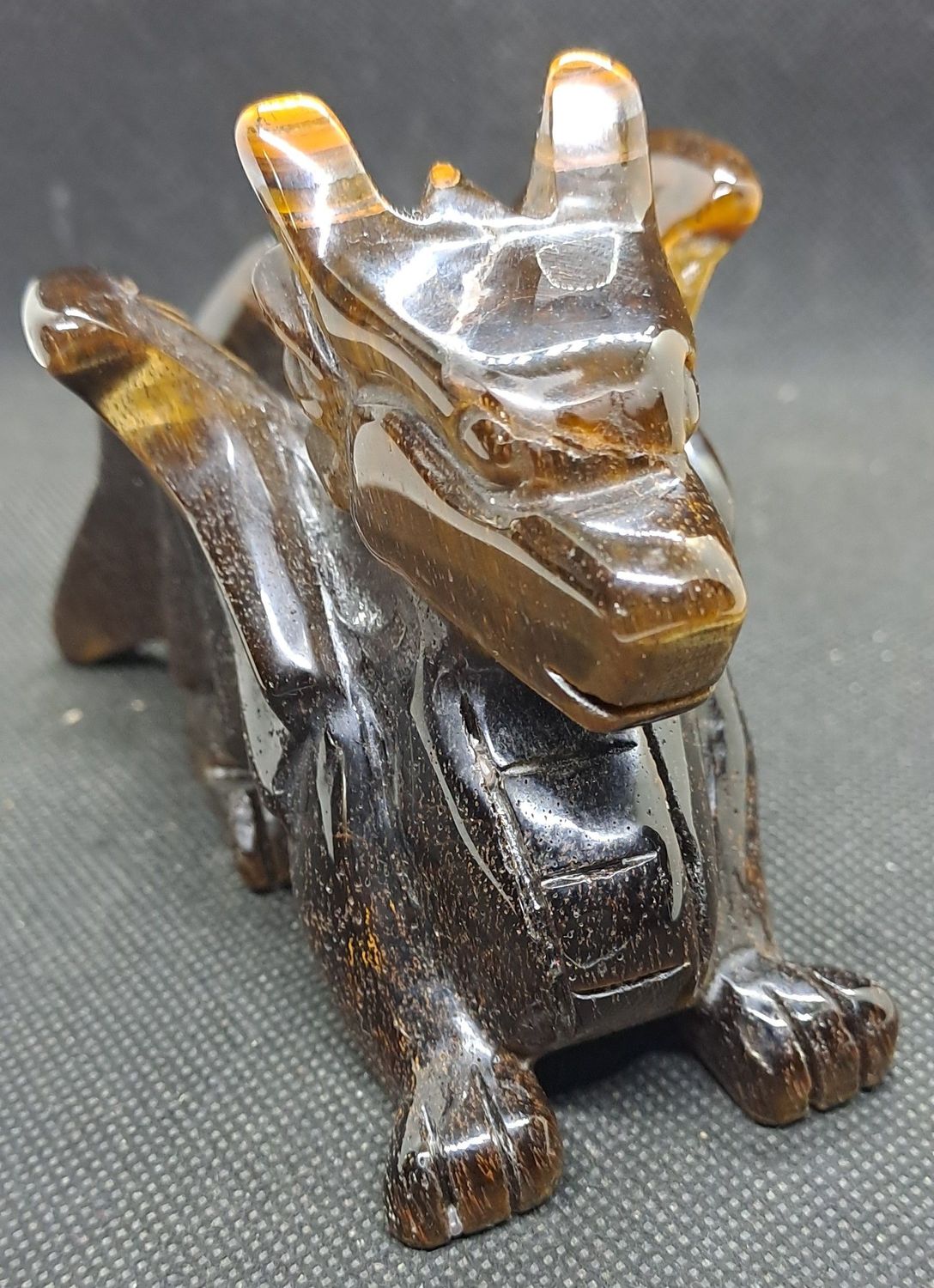 Ganzkörperdrache: Tigerauge 1 Ganzkörperdrache: Tigerauge 1