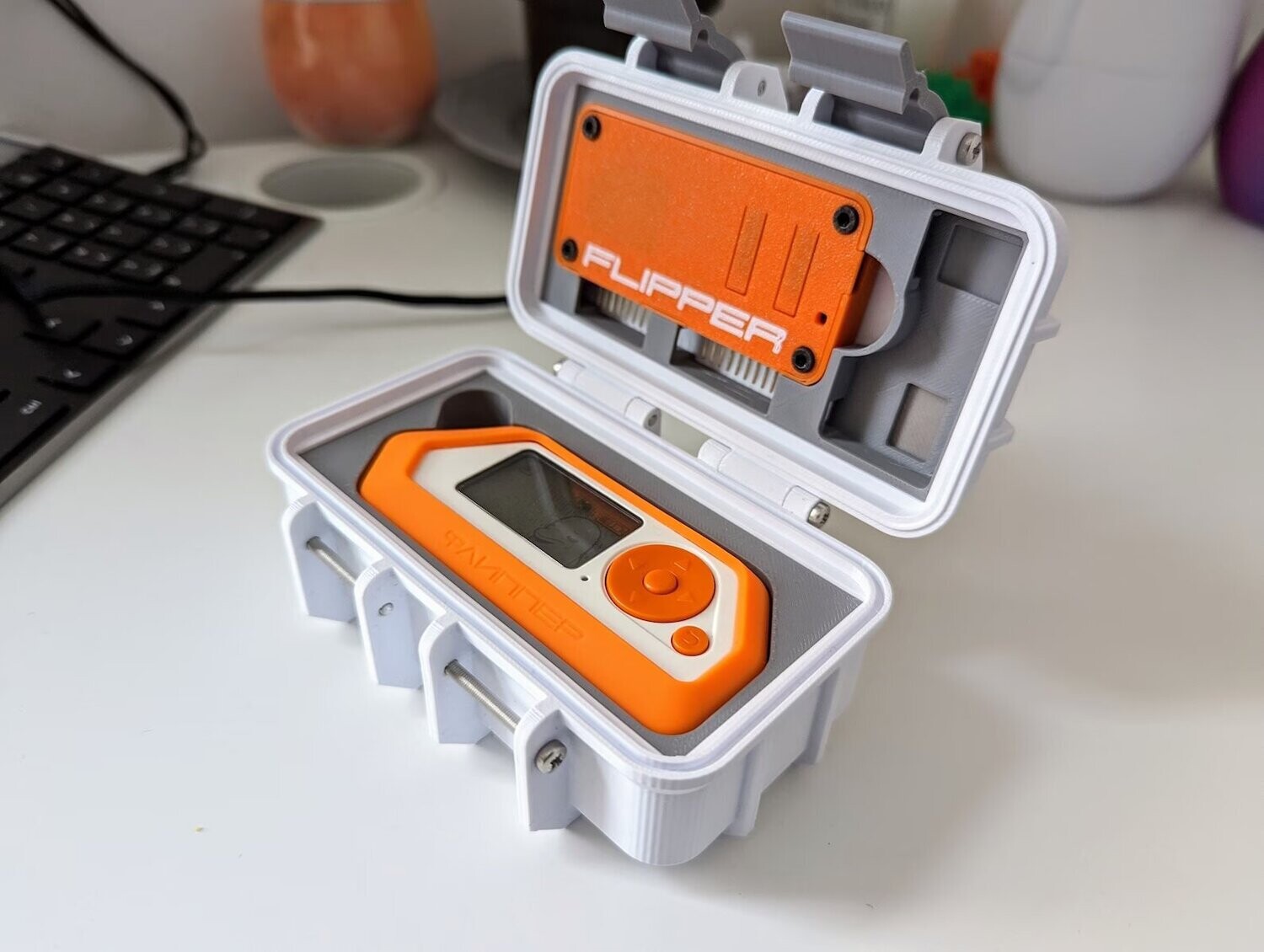 Flipper Zero Storage Case - Compact Rugged Transport Pelican Style