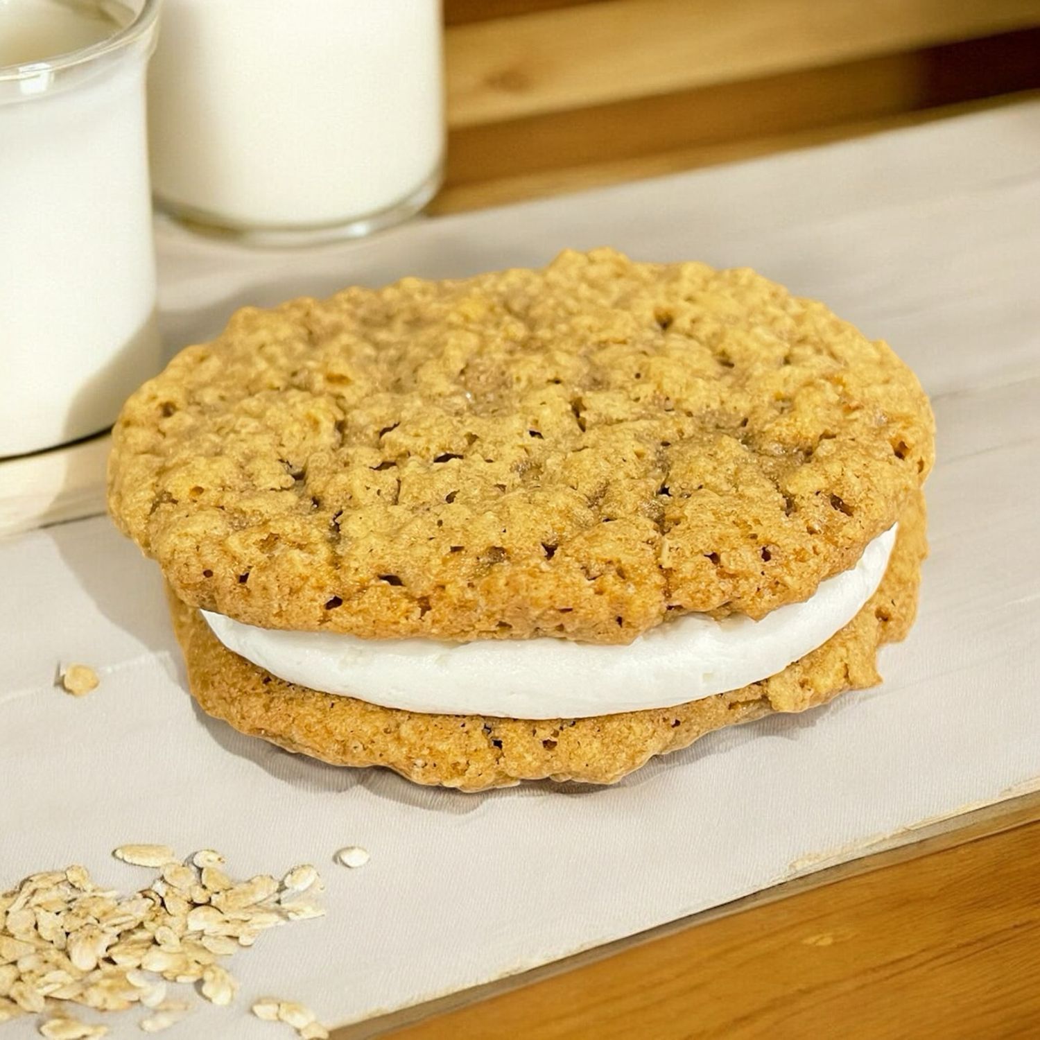 Oatmeal And Cream Cookie