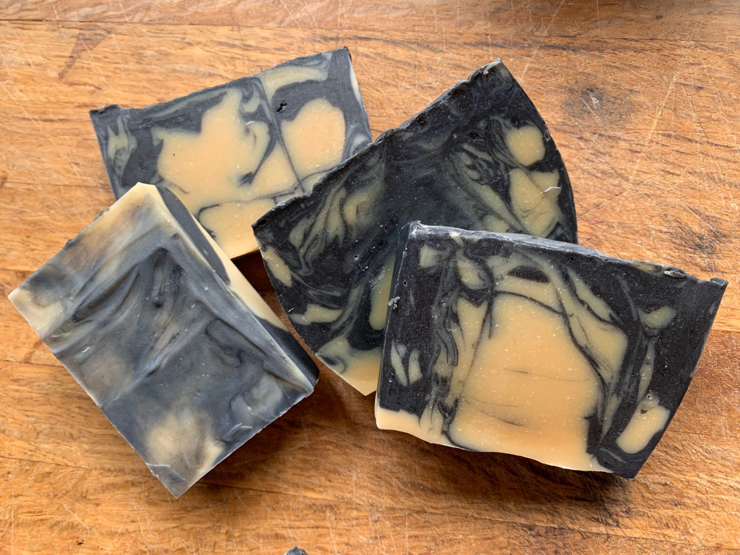 Tallow Soap Bar With Goats Milk &amp; Lemongrass - Charcoal Swirl