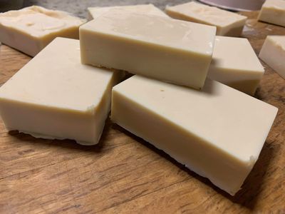 Goats Milk &amp; Tallow Soap Bar