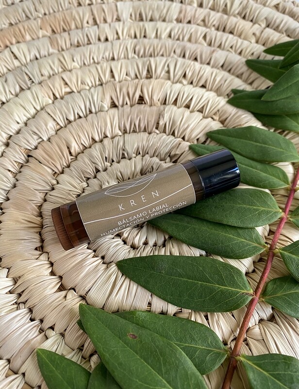 BÁLSAMO LABIAL
HUMECTACIÓN Y PROTECCIÓN