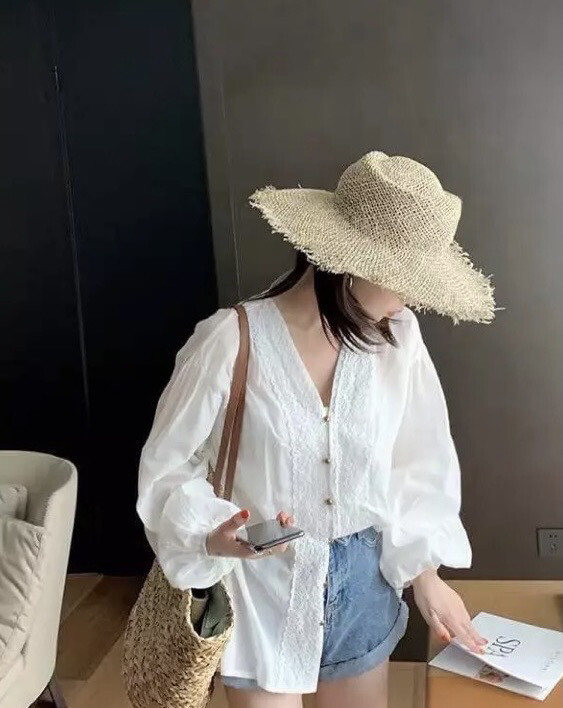 អាវស​ ក​ V