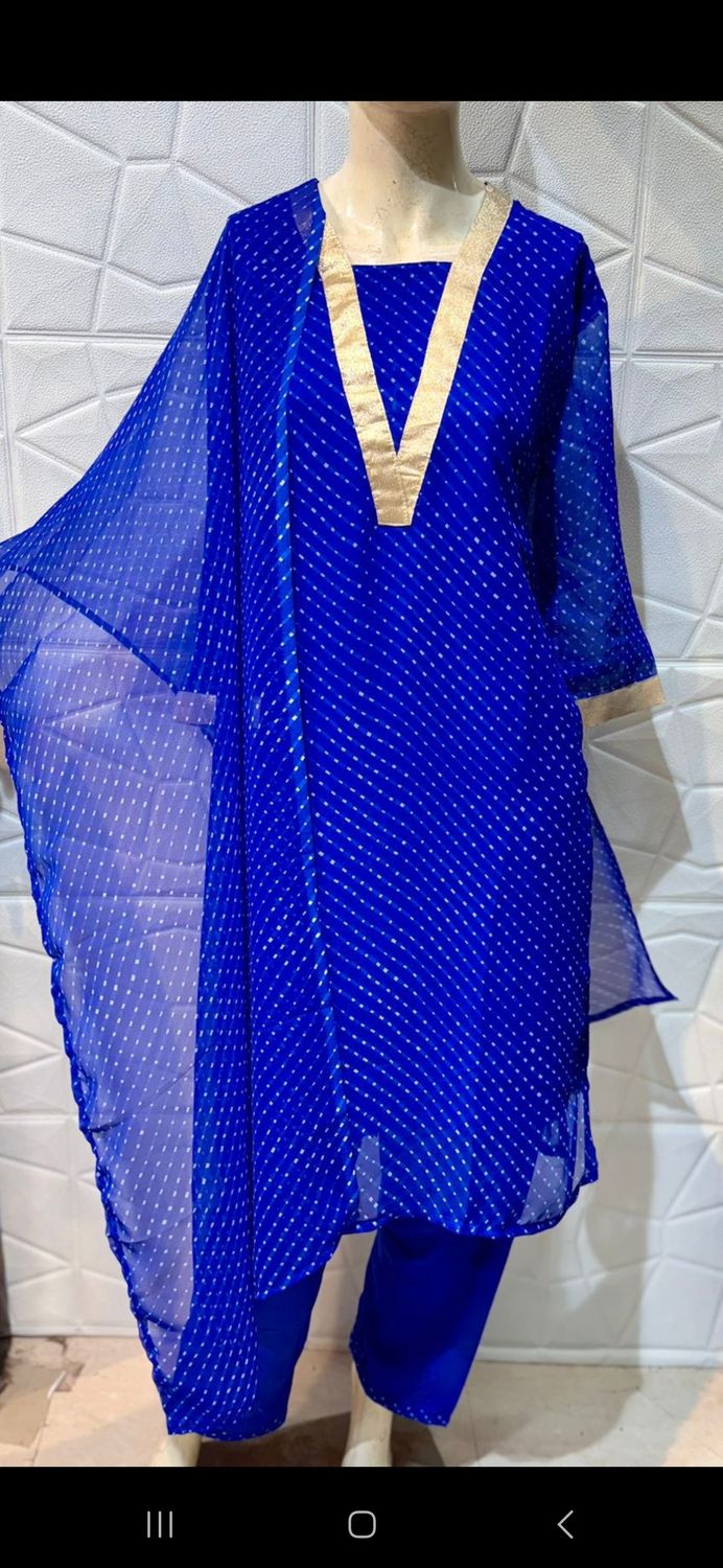 Straight sets (plus sizes)