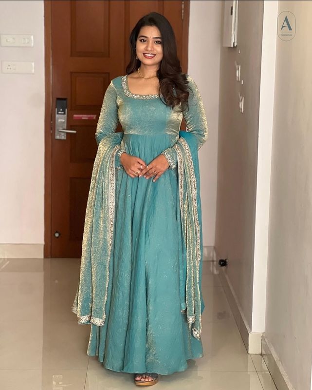 Gown duppata set