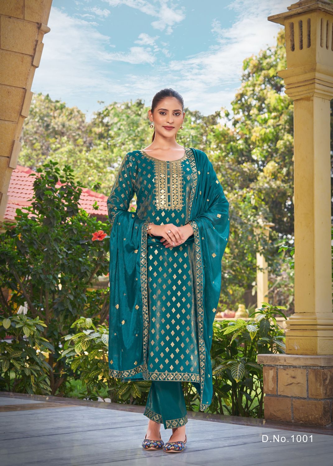 3 piece plus sizes