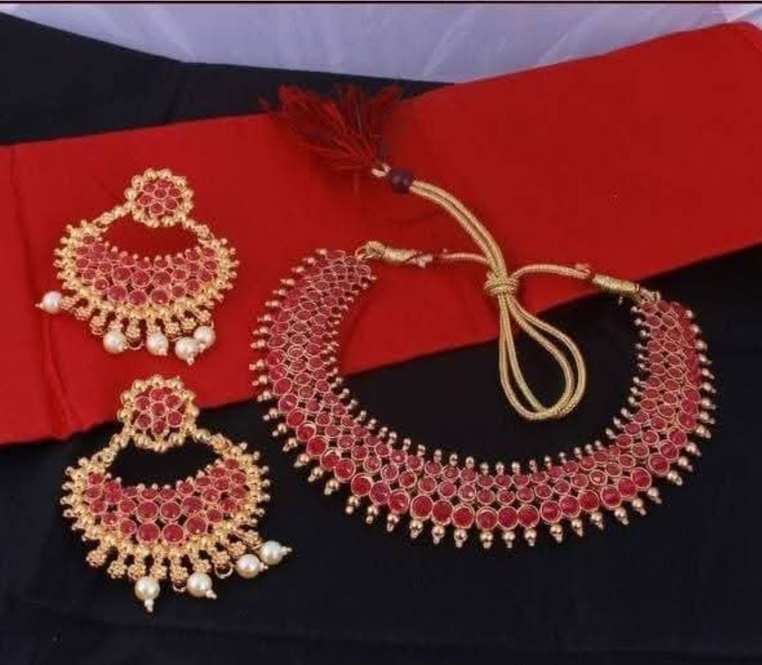 Necklace sets