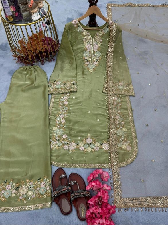 Palazzo sets (plus sizes)