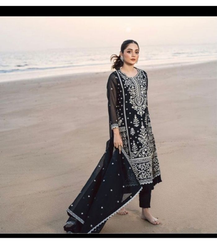 Straight salwaar set