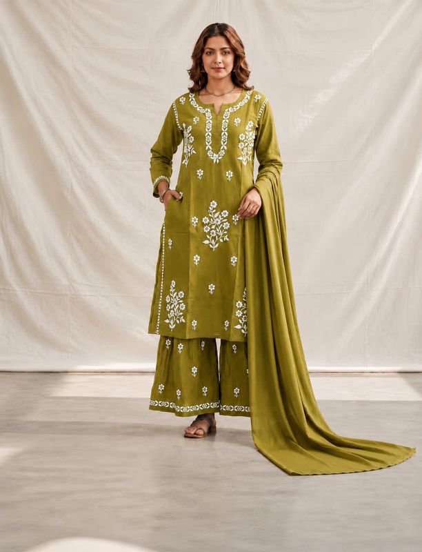 Palazzo suit