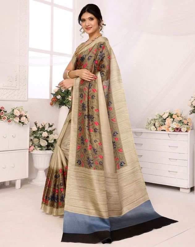 Art/ printed silk saree