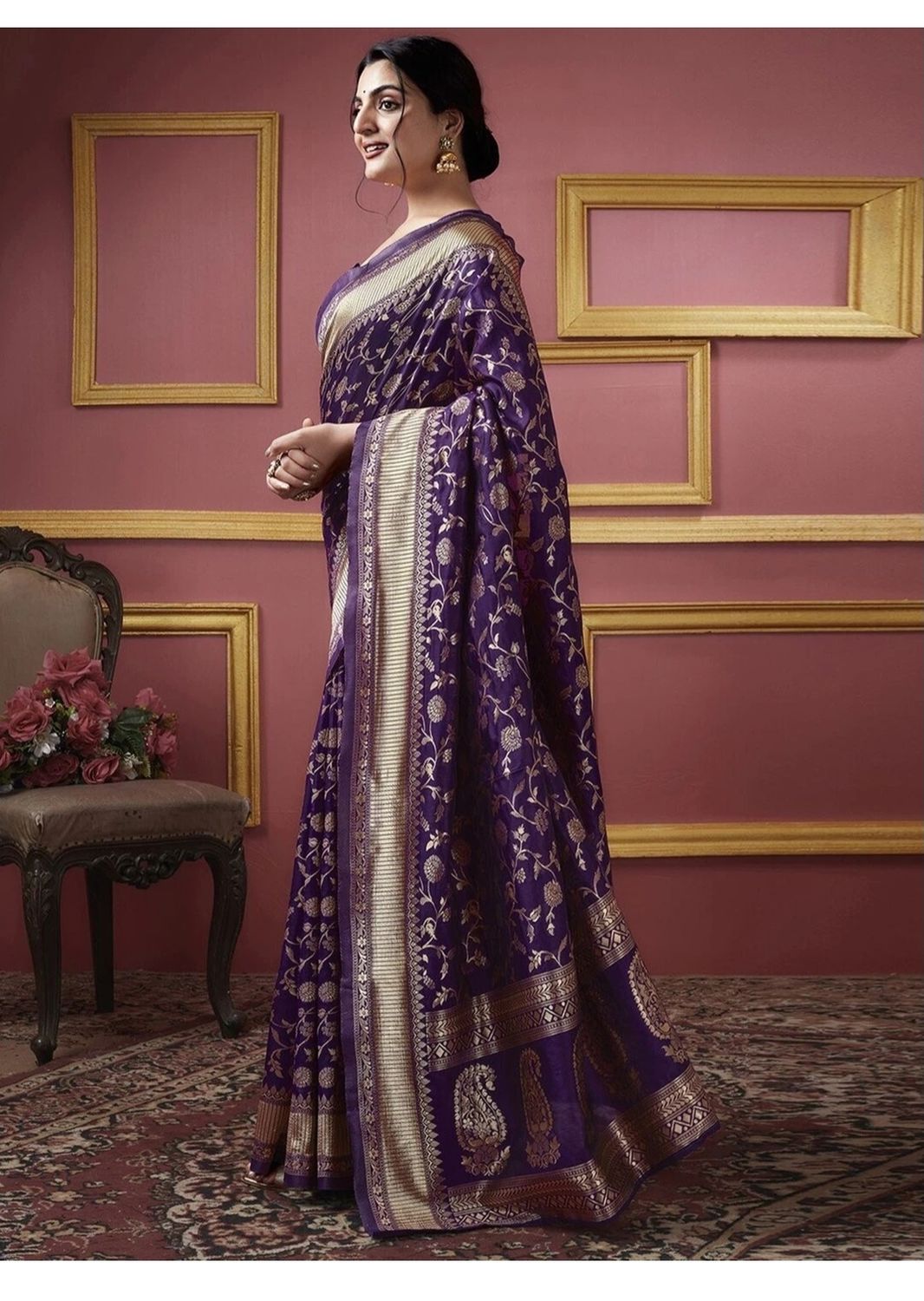 Kanjivaram Silk Blend Saree