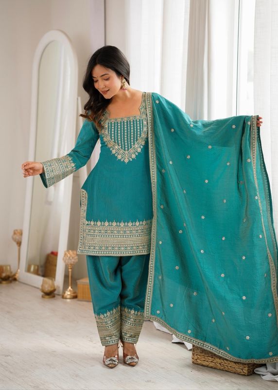 Straight salwaar set