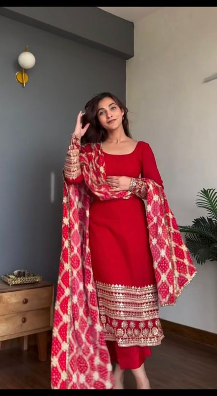 Straight salwaar set