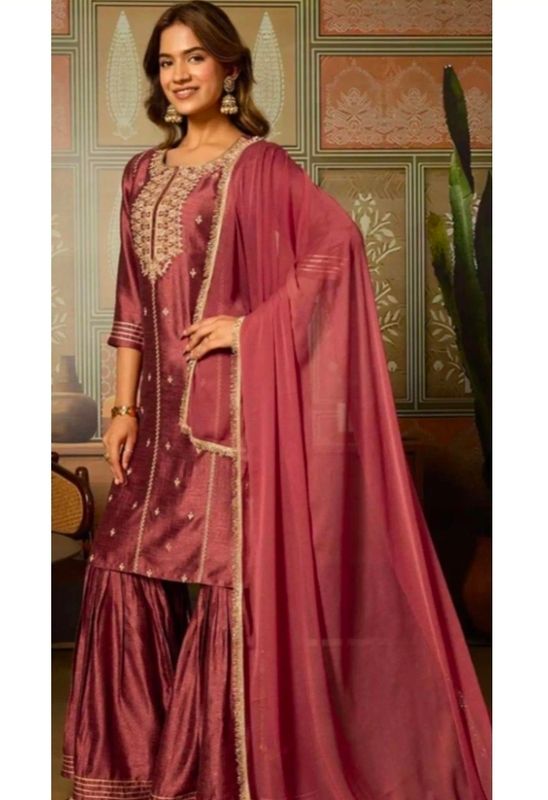 Sharara  set