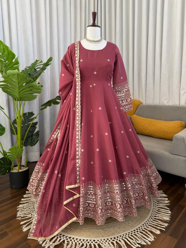 Gown duppata set