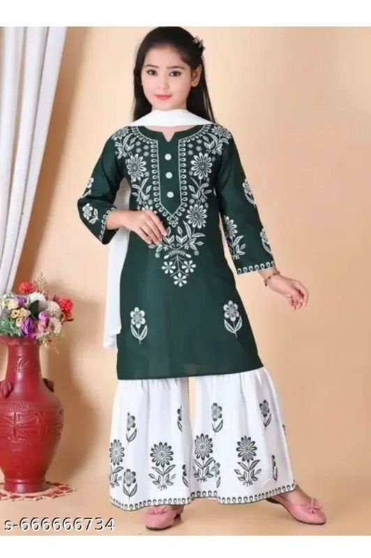 Girls kurti set