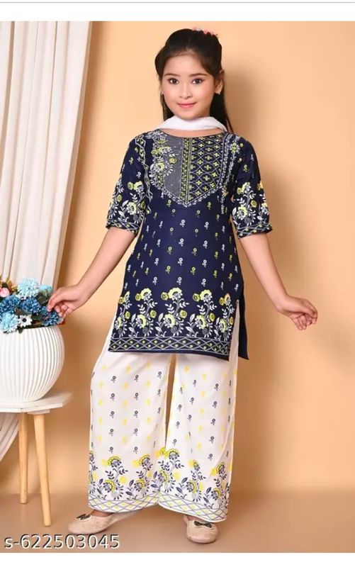 Girls kurti set