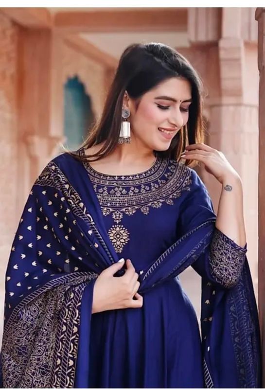Gown duppata set