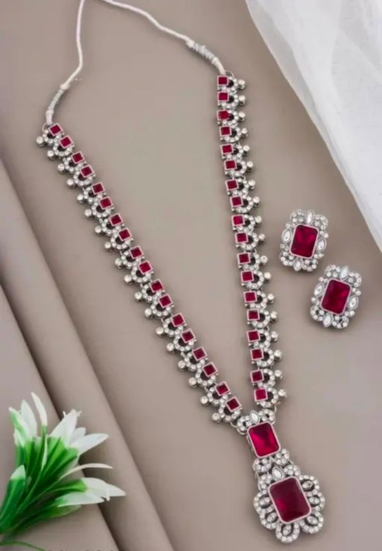 Stone necklace sets