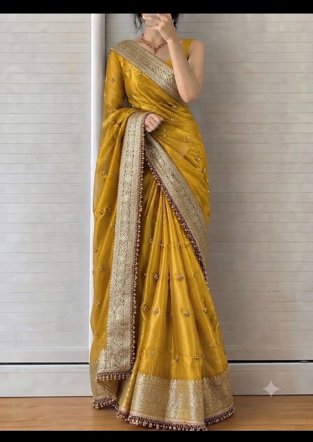 Ghungroo saree
