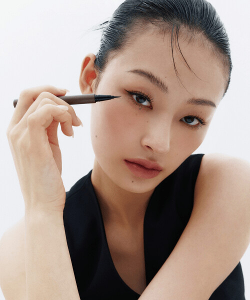 Pro8 Deep Focus Pen Eyeliner