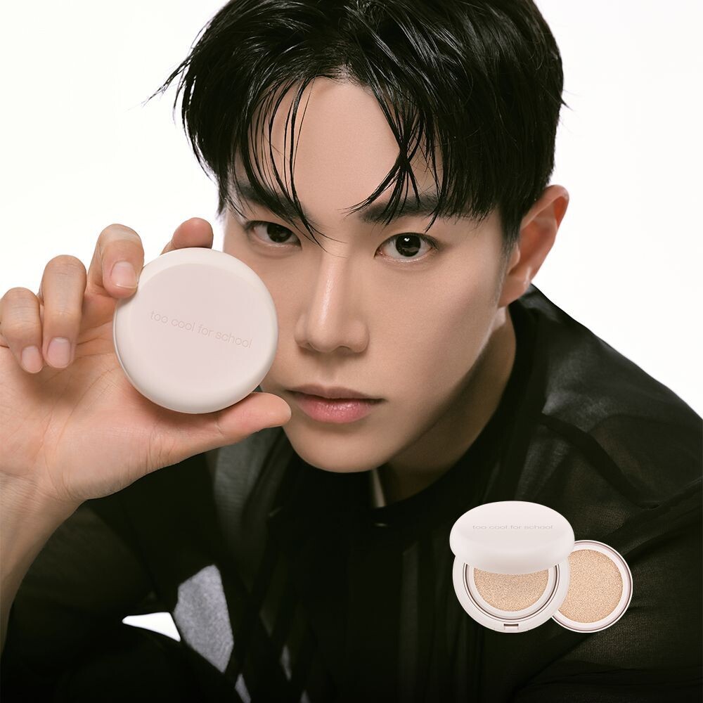 Too Cool For School fixing nude cushion