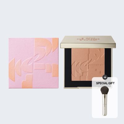 Two Slash Four All over face blush Two Slash Four All over face blush