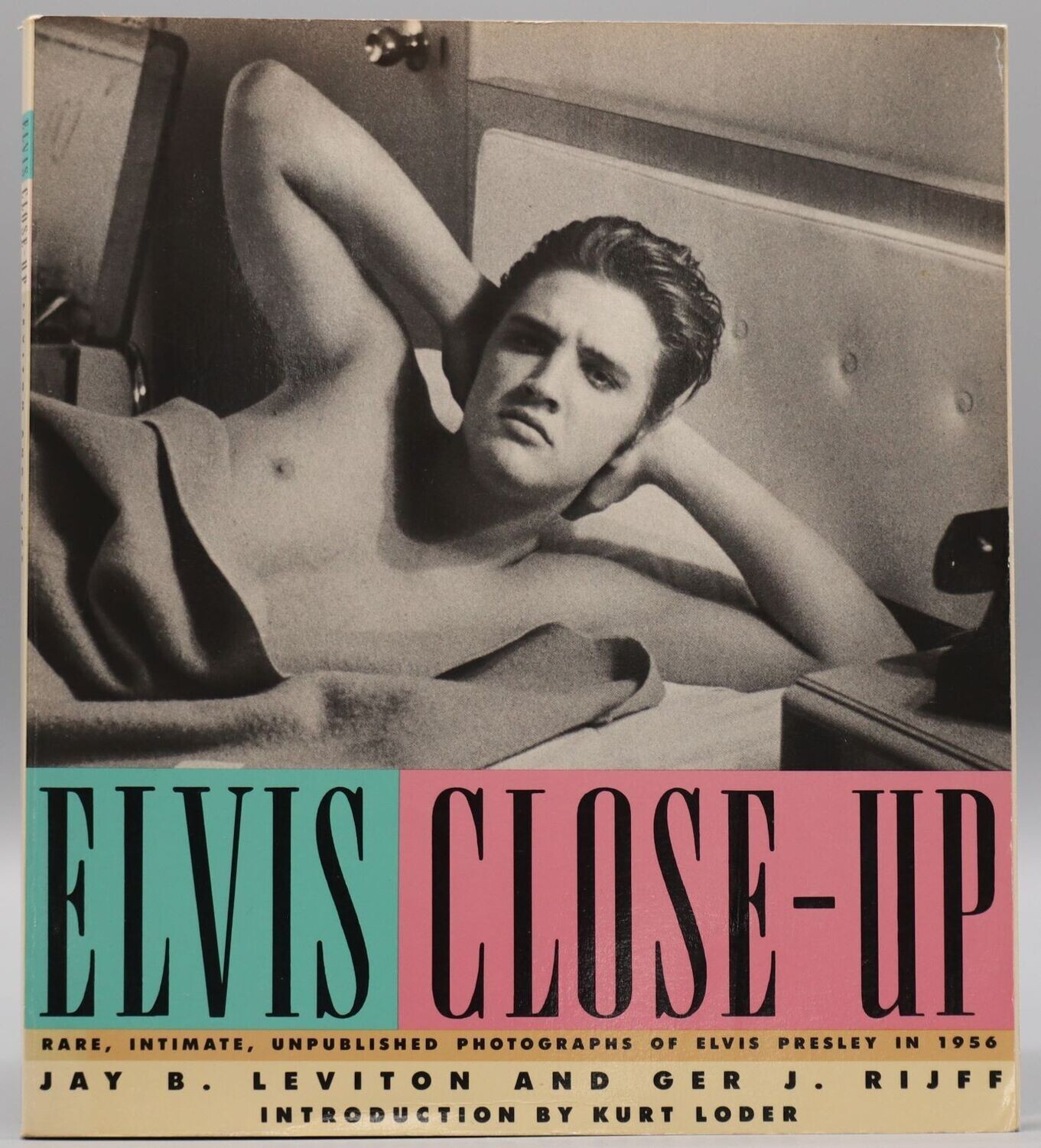 Elvis Close Up