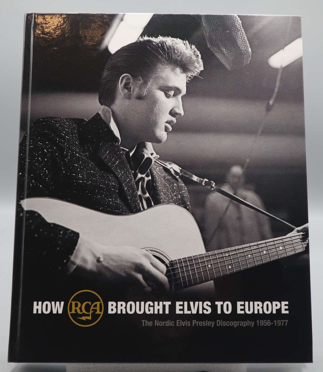 How RCA Brought Elvis To Europe