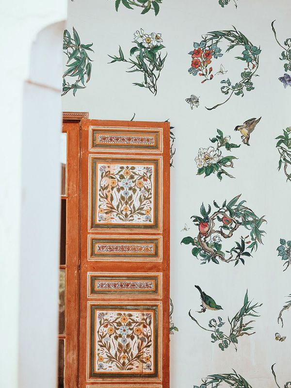 BIRDS AND FLOWERS | SEAMLESS PATTERN