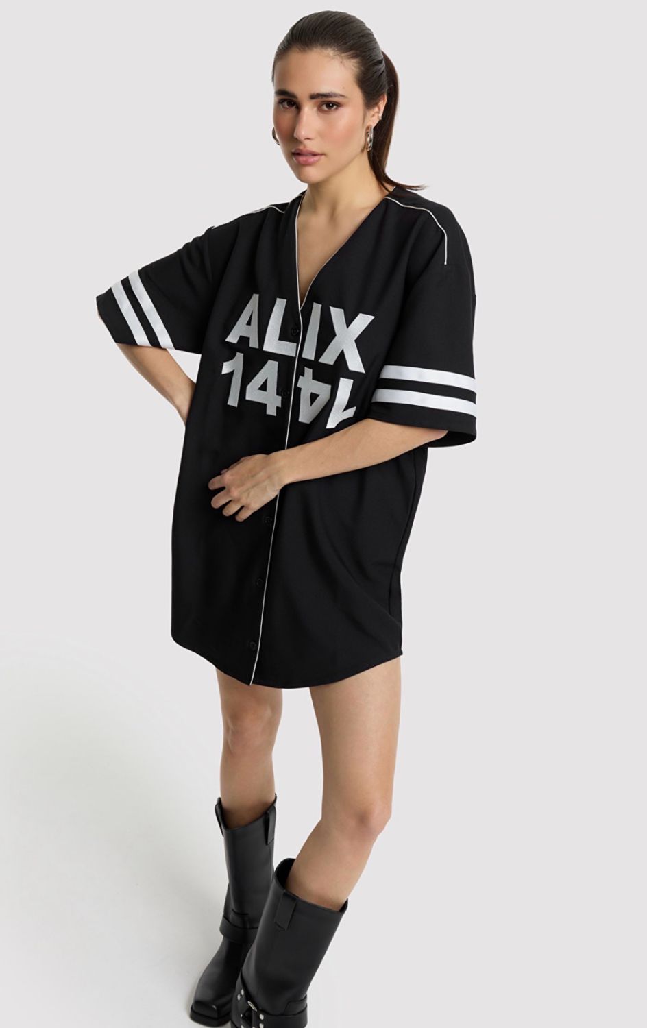 Baseball shirt dress zwart Alix the Label 2604335682