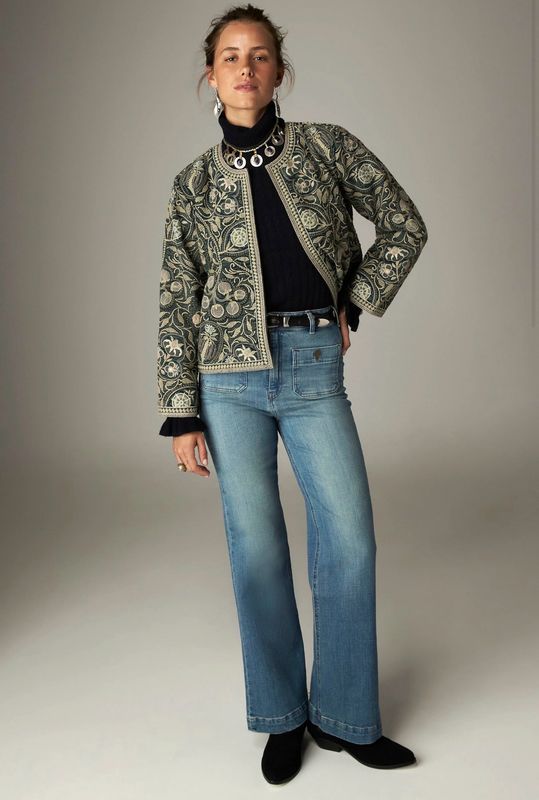 ABU JACKET Maison Hotel Jade