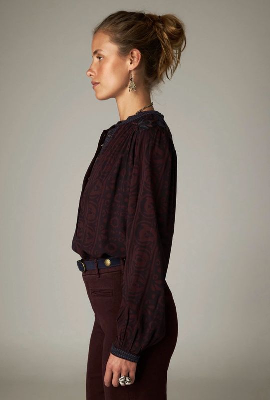MARIE BLOUSE Maison Hotel muddy waters