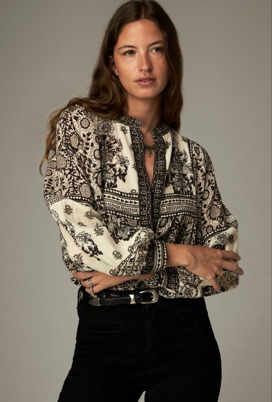 Maison Hotel Azar Blouse – Persian Baroque (Antique Bone)