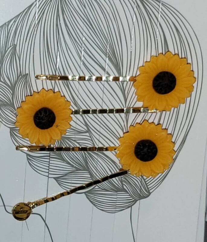Stylish hair accessories