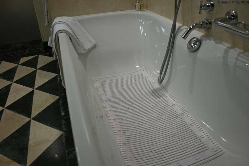 Non-Slip Bath Mat - white  43x90cm