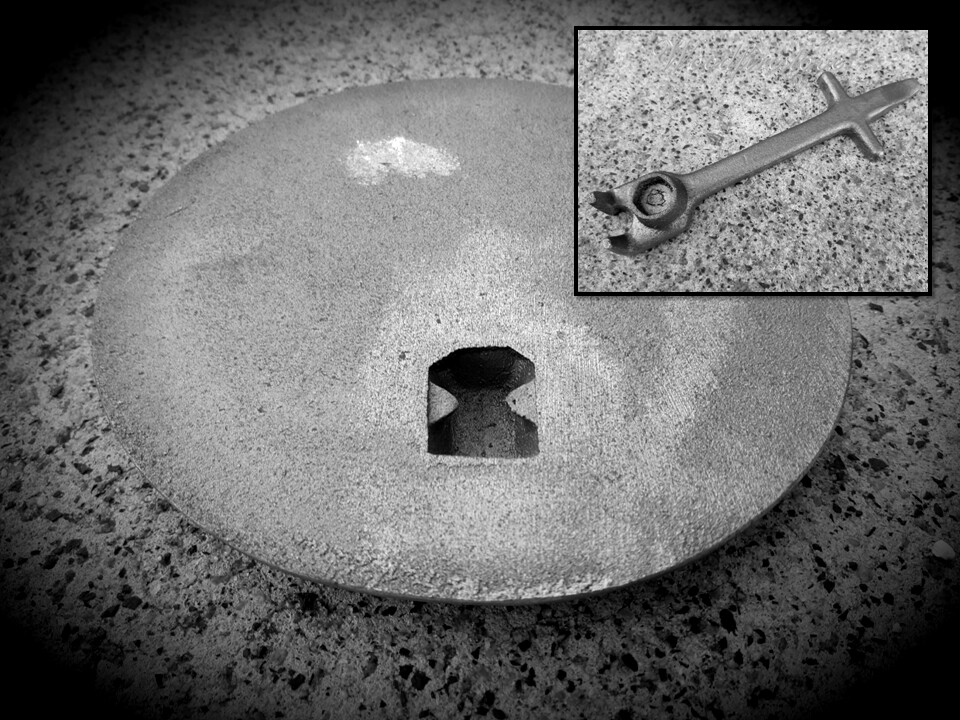 Mont Eltham Pot Belly Stove CAST IRON LID & LID LIFTER TOOL