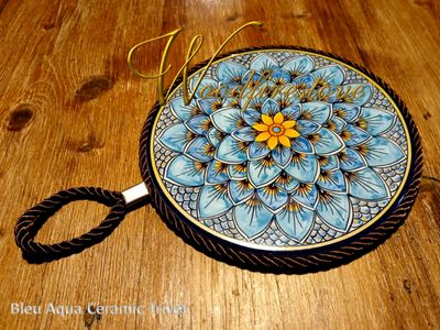 Vintage Style Ceramic Heat Resistant Trivet - Bleu Aqua