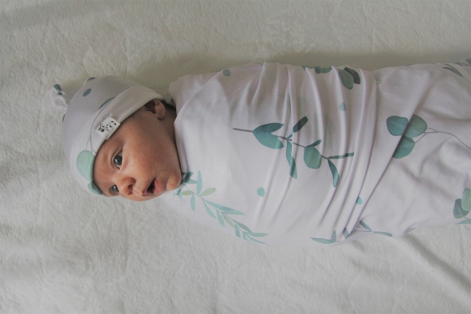 Newborn Swaddle Set - Sage Leaf