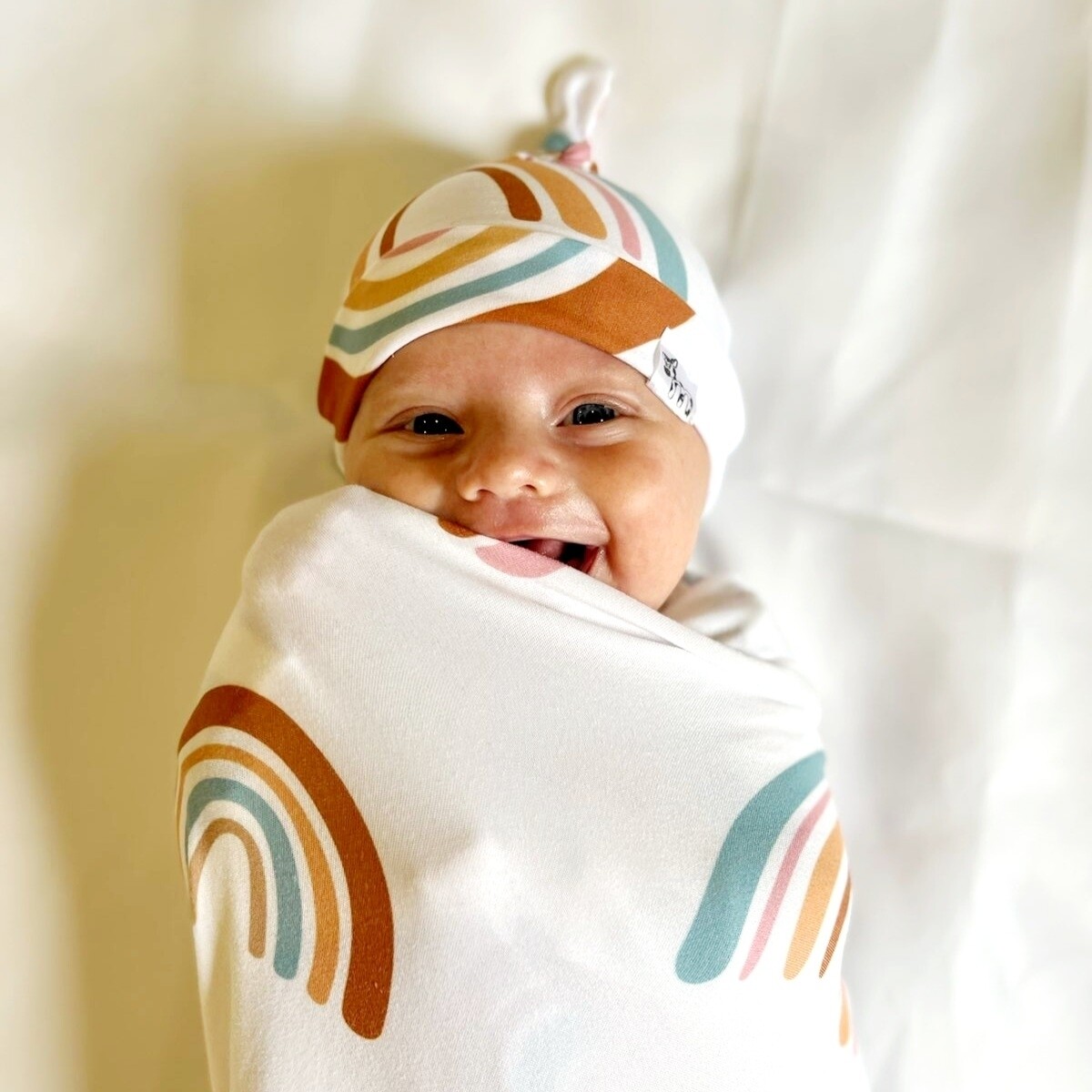 Newborn Swaddle Set - Rainbow