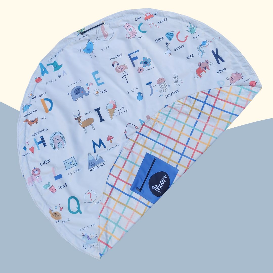 Alphabet &amp; Stripes Moove Bag