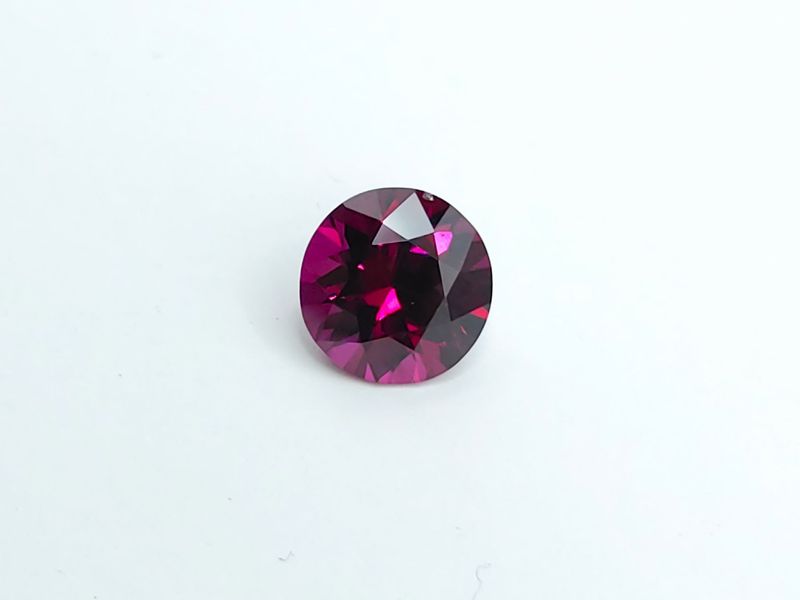 5.75ct Rhodolite Garnet