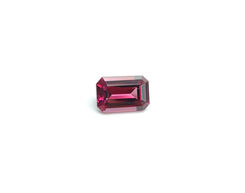 2.03ct Rhodolite Garnet
