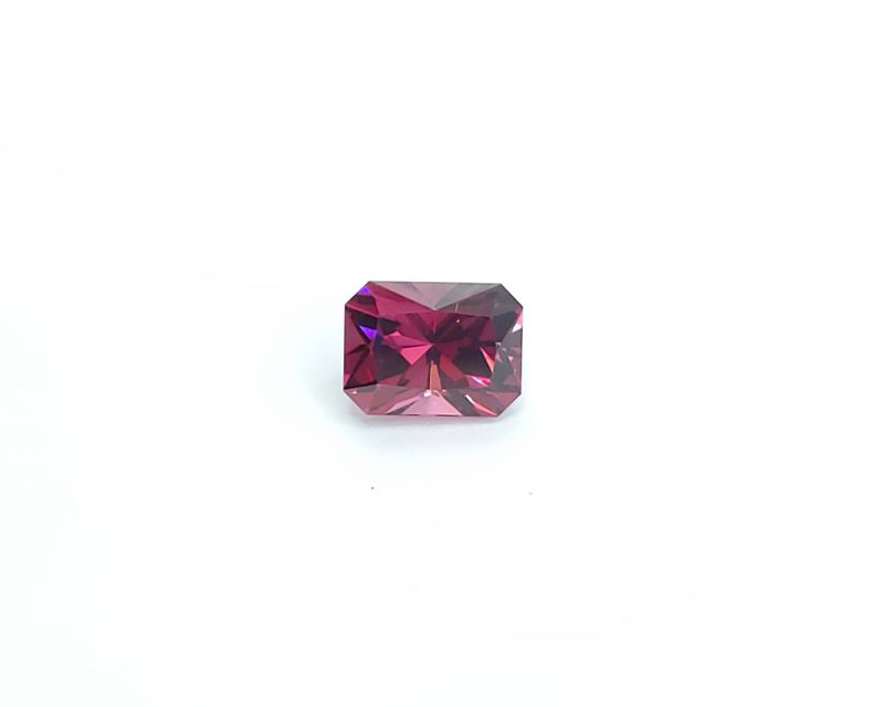 1.83ct Rhodolite Garnet